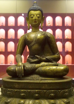 藏传佛教文物 明代阿閦佛铜像