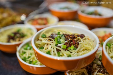 四川美食担担面