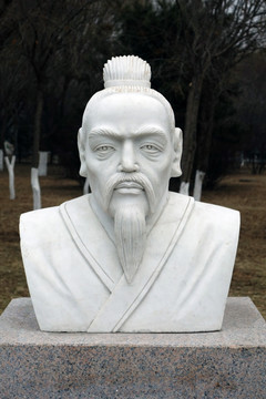 李悝雕像