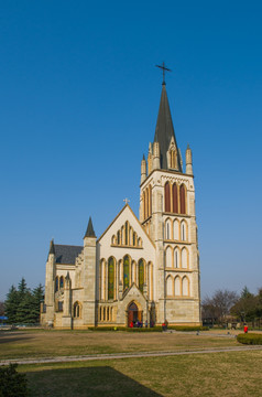 泰晤士小镇教堂