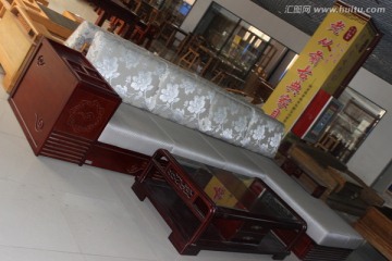 沙发布艺