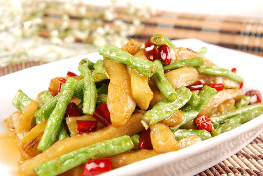 茄子烧豆角