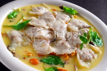 奶汤鱼片