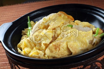 竹荪炒土鸡蛋