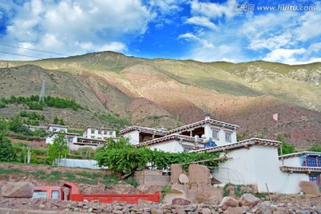 藏族村寨
