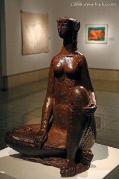 青铜戴安娜女子塑像