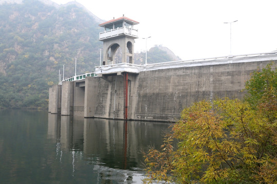 黄花城水长城风景区