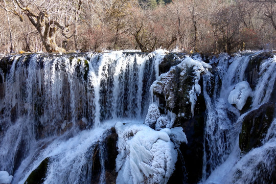 瀑布背景 瀑布枯枝 冰雪瀑布