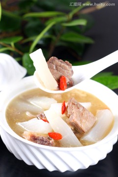 炖牛肉