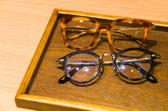 板材眼镜