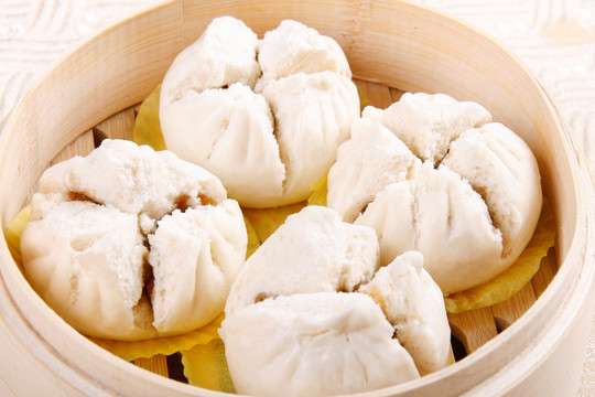蜜汁叉烧包