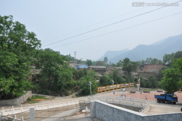 山中小景