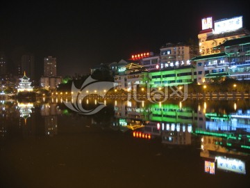 南明河夜景