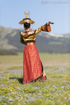 蒙古族服饰 少女
