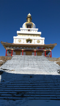 安民定塔