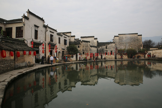 月沼 宏村