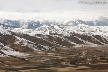 贡嘎雪山