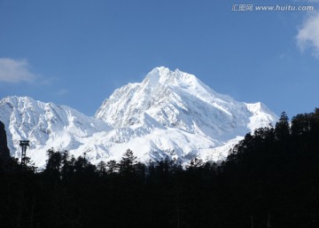 贡嘎雪山