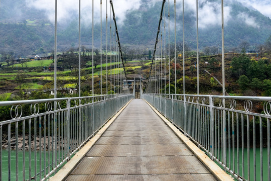 怒江峡谷桥梁