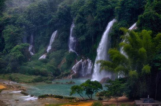 瀑布风景