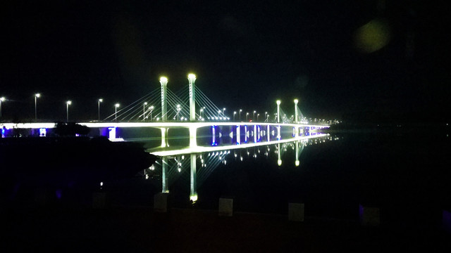 大桥夜景