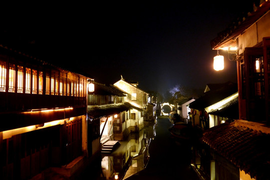 周庄夜景