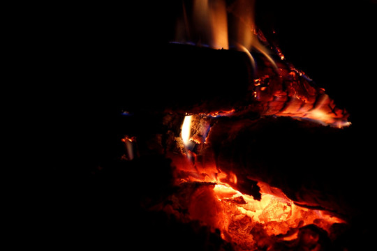 燃烧的木柴