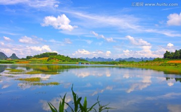 山水湖泊