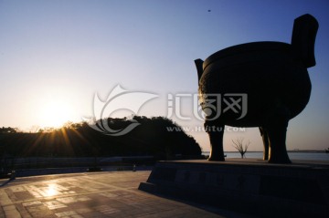 镇江北固湾京口宝鼎