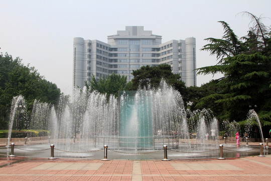 北京理工大学