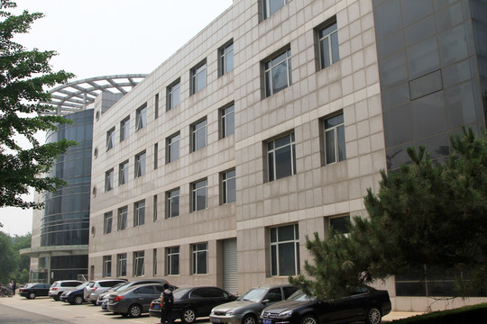 北京理工大学