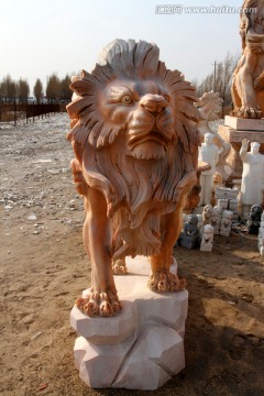 雕塑 圆雕 狮子