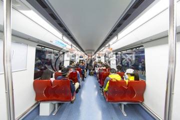 上海16号线车厢