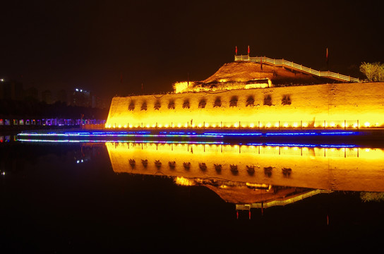 西安汉城湖夜景
