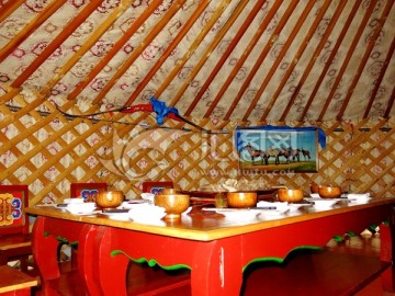 蒙古包传统餐具