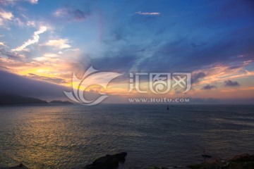 晚霞的港口