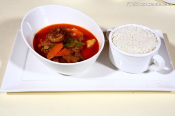 鸡腿饭