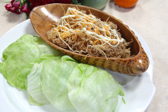 沙拉肉松金针菇