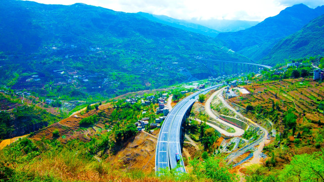 大山 高速路