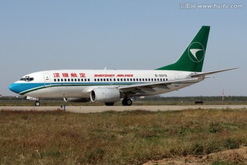 深圳航空波音737客机