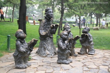 陕西民俗雕塑 读书
