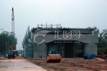 潮白河大桥工地