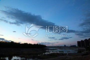 晚霞