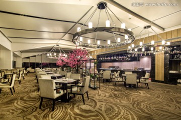 酒店西餐厅