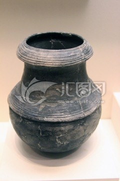 黑陶器