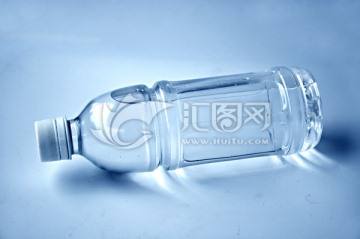 一瓶水