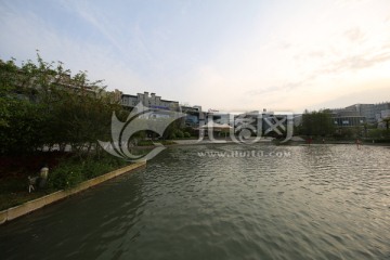张江 软件园 人工湖
