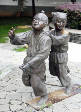 竹马雕塑