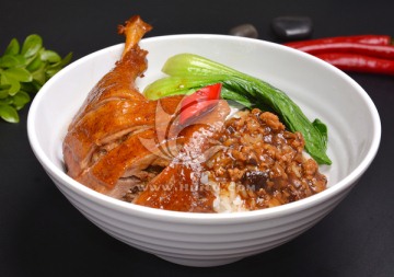 鸭腿饭