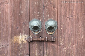 古代木门锁